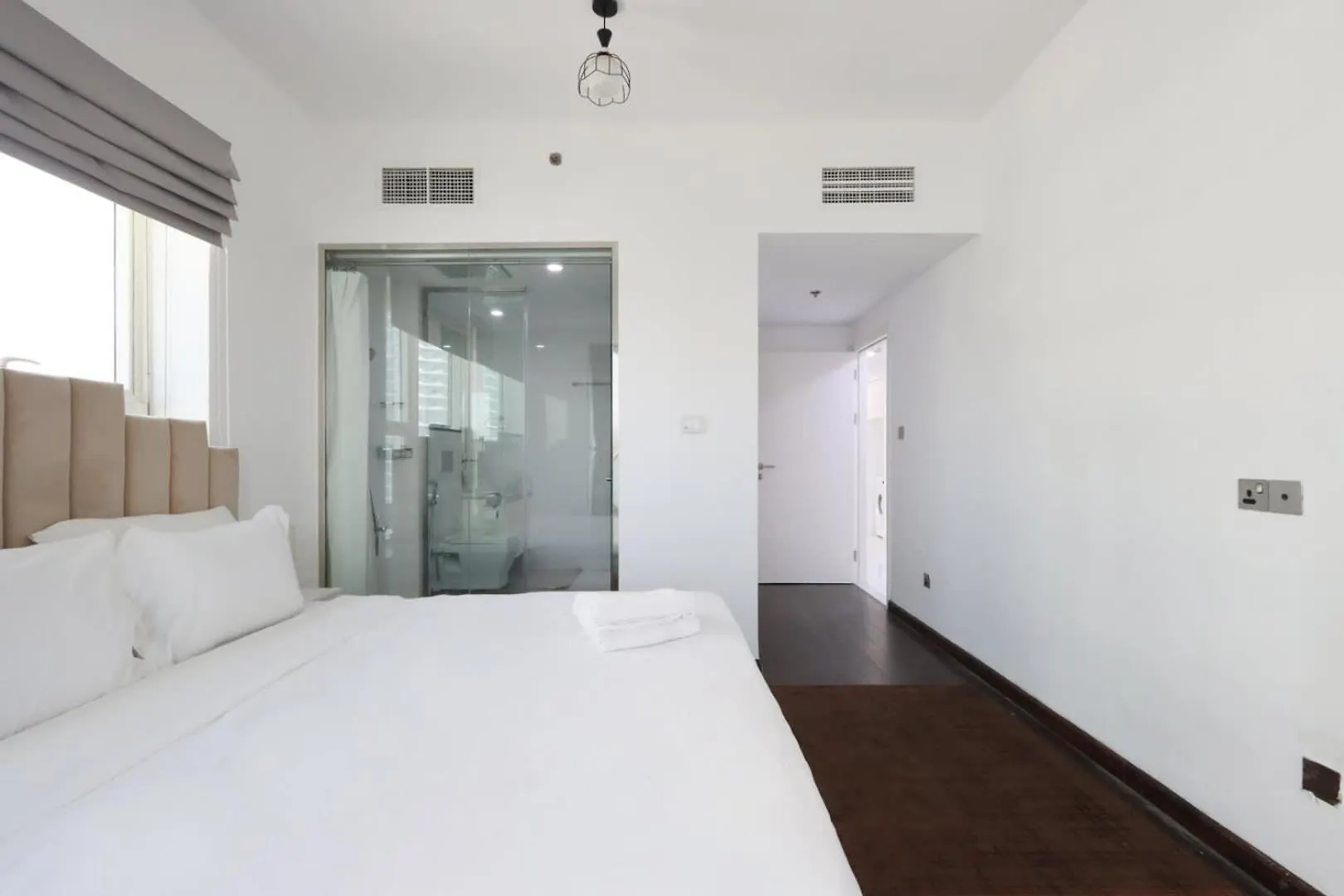 Livbnb- 3Br With Marina Views In Manchester Tower Dubai 0*,