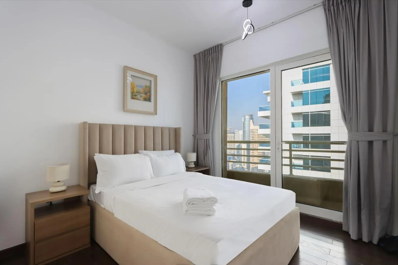 Livbnb- 3Br With Marina Views In Manchester Tower Dubai